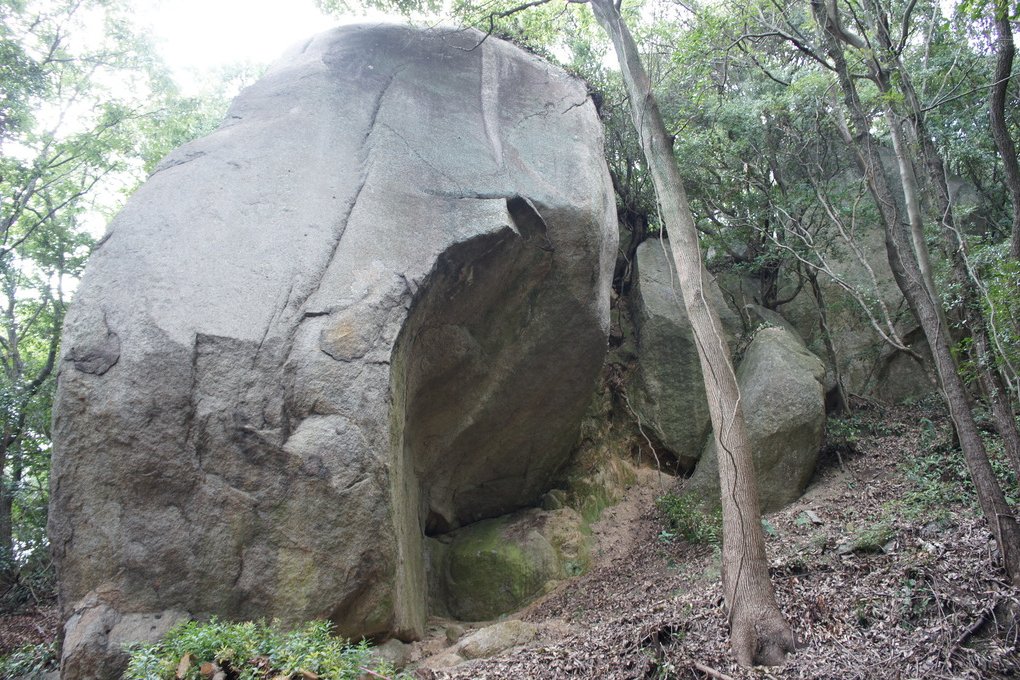 大坂城石垣石丁場跡（小豆島石丁場跡）「天狗岩丁場」｜スポット・体験