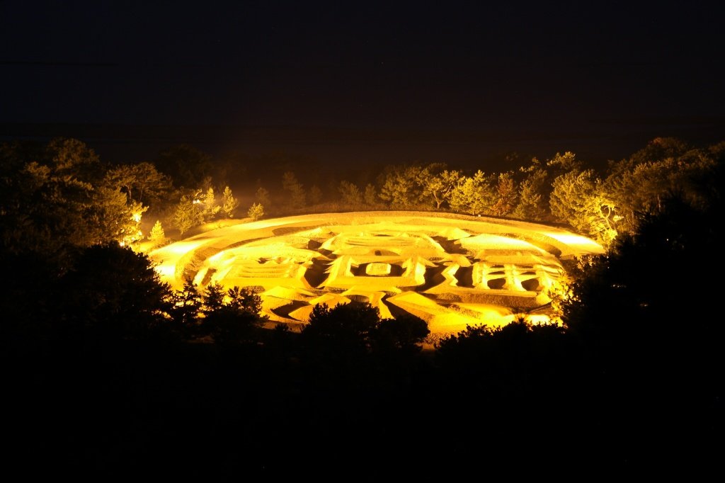 銭形砂絵 琴弾公園内 スポット 体験 香川県観光協会公式サイト うどん県旅ネット