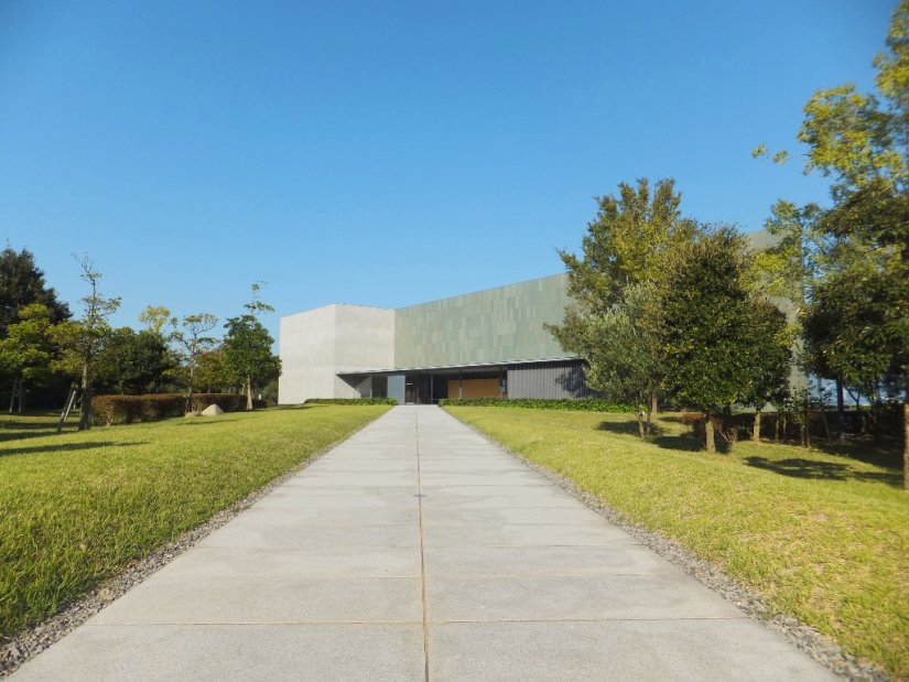 香川県立東山魁夷せとうち美術館　／谷口吉生建築設計研究所