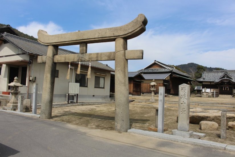 日本武尊に縁のある烏を祀る神社