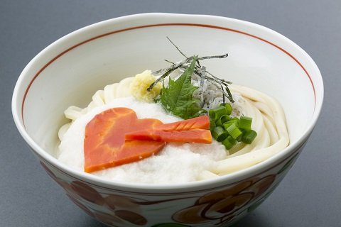 香川県産食材を使ったヘルシー年明けうどん